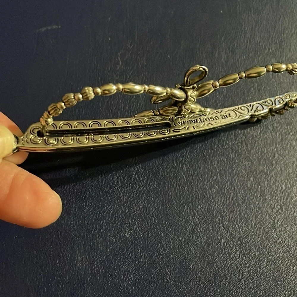 Vintage Lila Rose silvertone hair clips